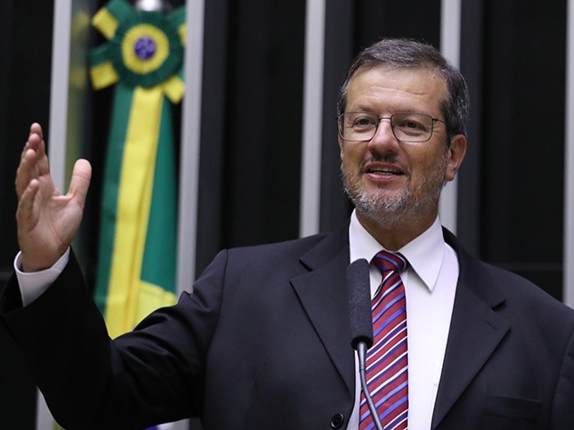 Retomada do Setor Naval: Deputado Alexandre Lindenmeyer fala sobre investimentos, empregos e futuro dos estaleiros no Rio Grande do Sul