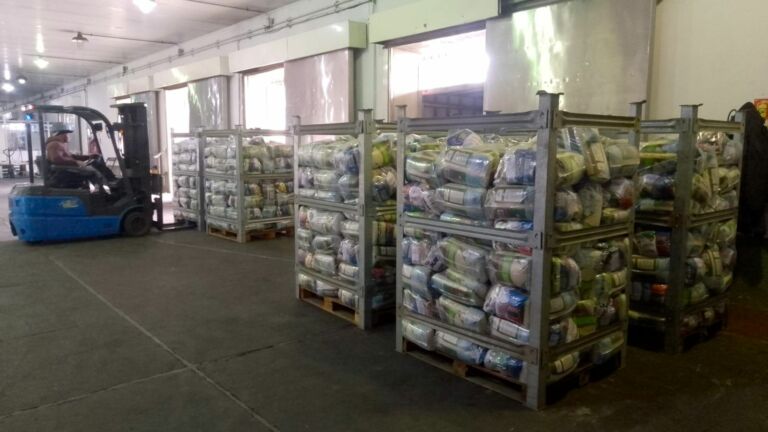 Conab envia 25 toneladas de alimentos a famílias afetadas pelas enchentes em São Lourenço do Sul