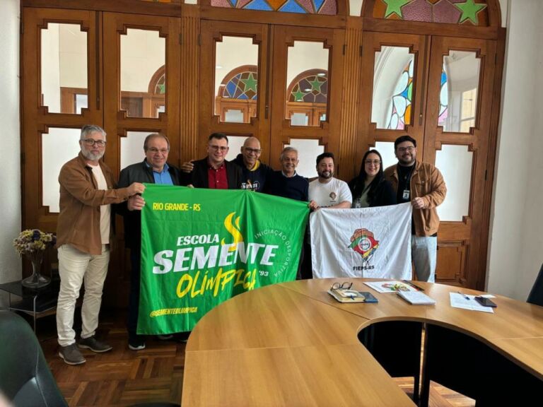 Vice-prefeito recebe proposta da Fieps para ampliar aulas de educação física nas escolas
