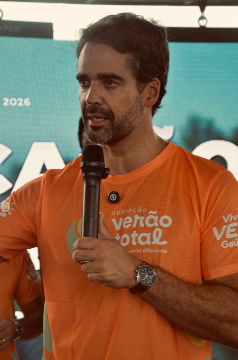 Governador cumpre agenda em Rio Grande com ações do Verão Total, obras viárias e regularização fundiária