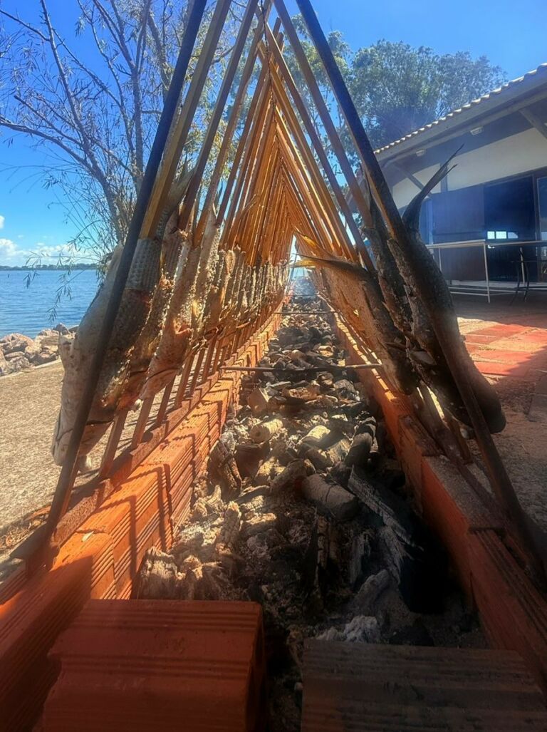 Tainha assada na brasa é o prato típico destaque do Festimar 2026