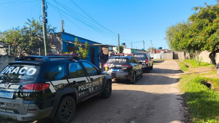Polícia Civil realiza prisão preventiva de duas pessoas ligadas ao tráfico de drogas em Rio Grande