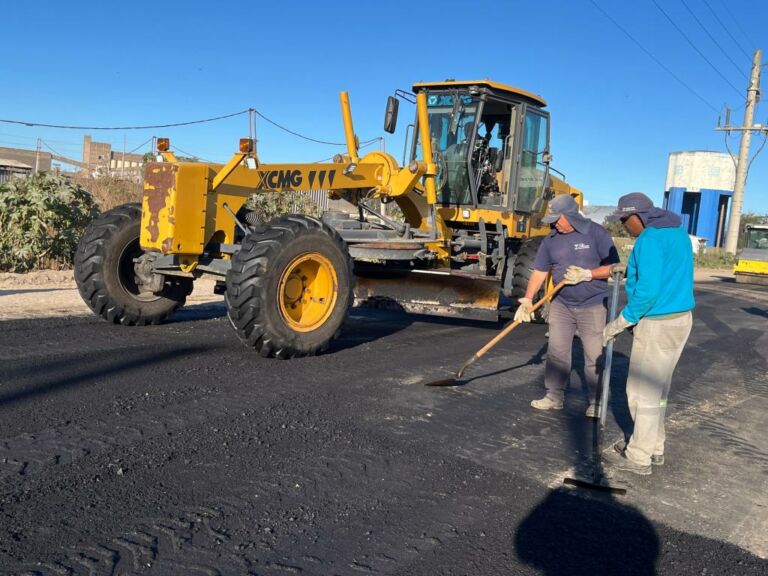 Operação Tapa-Buracos inicia recuperação das vias do Distrito Industrial