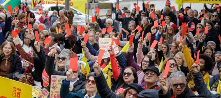 Assembleia Geral do CPERS deflagra greve em todo o estado nos próximos dias 16 e 23