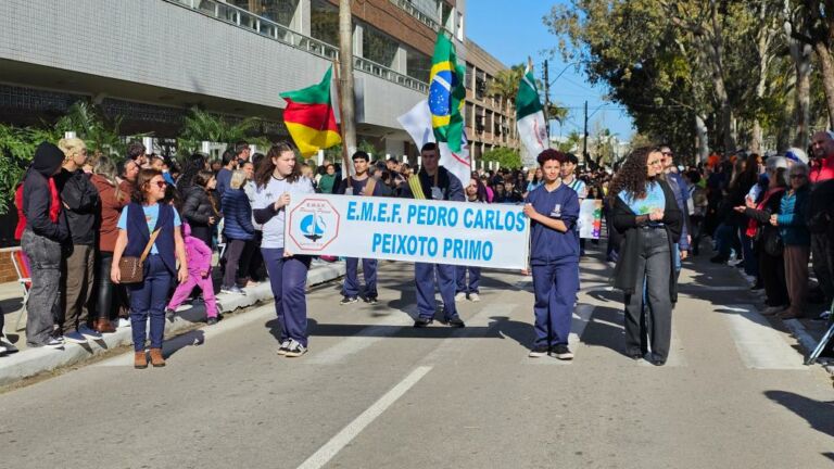 Desfile Escolar encerra programação da Semana da Pátria 2026, no Balneário Cassino